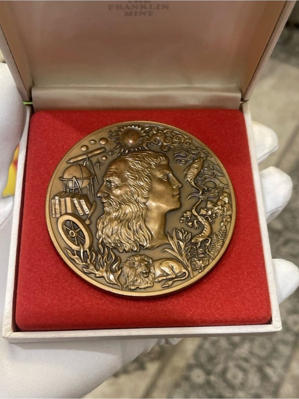 The Franklin Mint 1977 Calendar Art Medal by Donald Everhart II Medal size 76mm